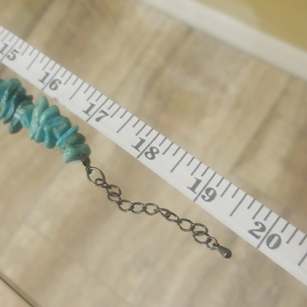 Handmade Green Dark Teal Turquoise Wooden Jag Chip Necklace - Picture 2 of 8